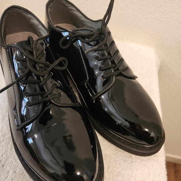 Men's Black Patent Uniform Shoes - Picture 7 of 8
